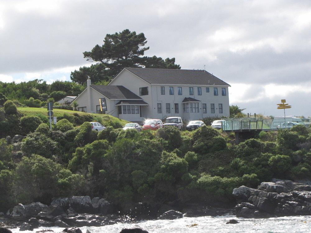 Lands End Hotel Блъф Екстериор снимка