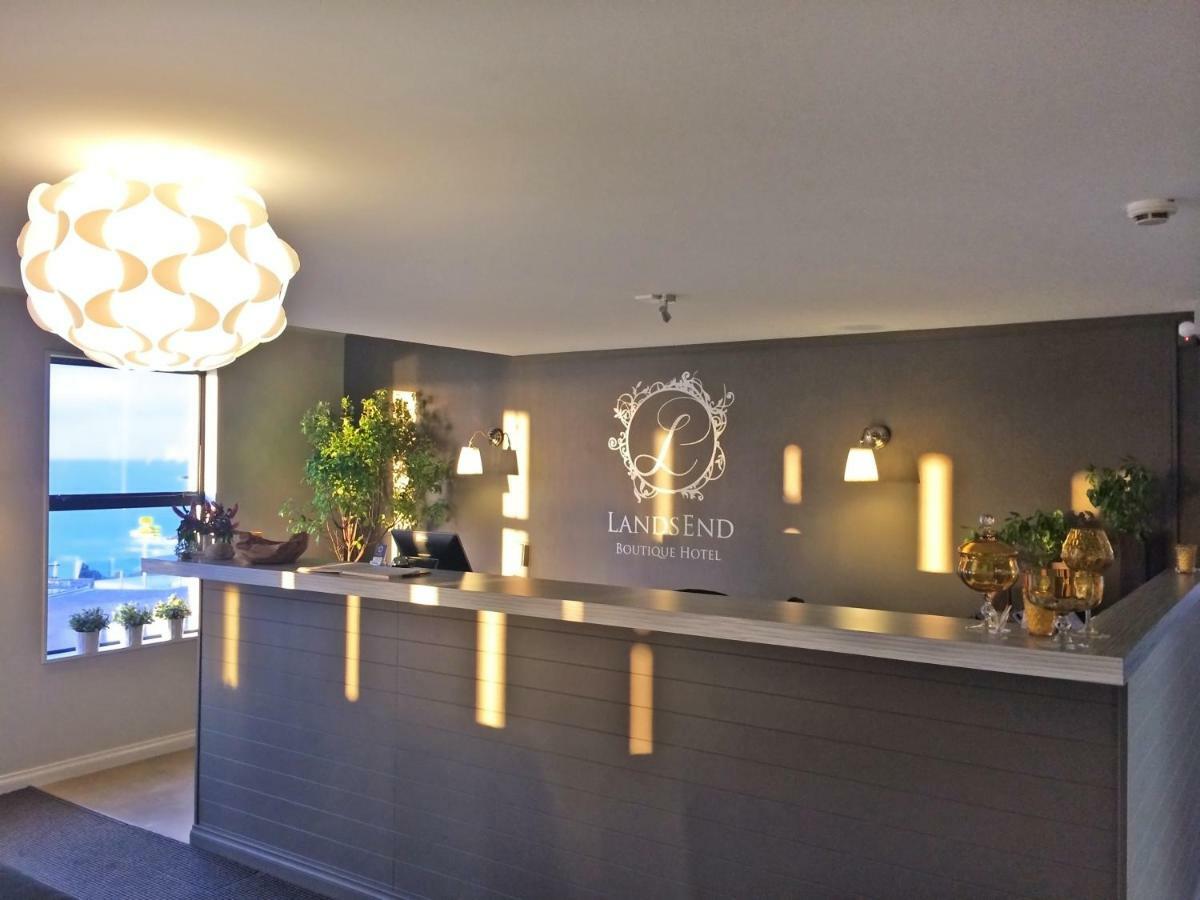 Lands End Hotel Блъф Екстериор снимка